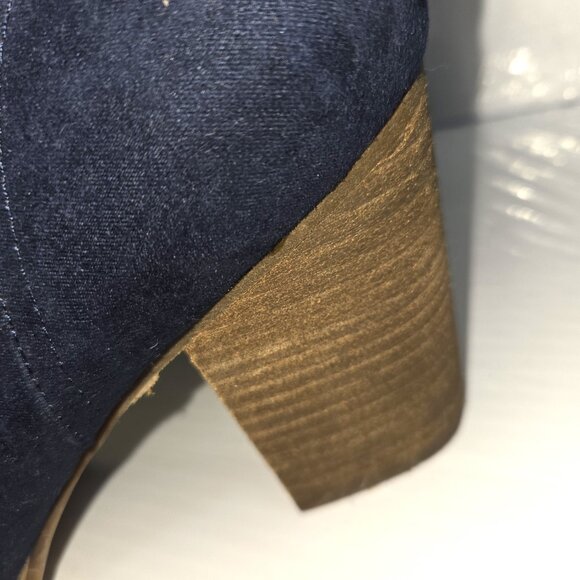 Cato Women's Navy Faux Suede Block Heel Lace-up Ankle Booties Size 11M - Picture 7 of 7